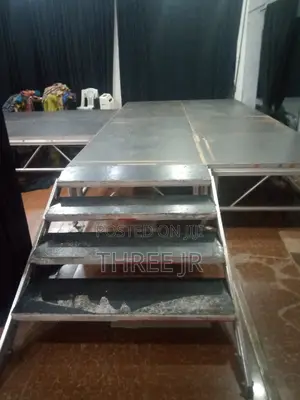 Need to Set Up an Indoor Stage Set Up in Events. We Hire