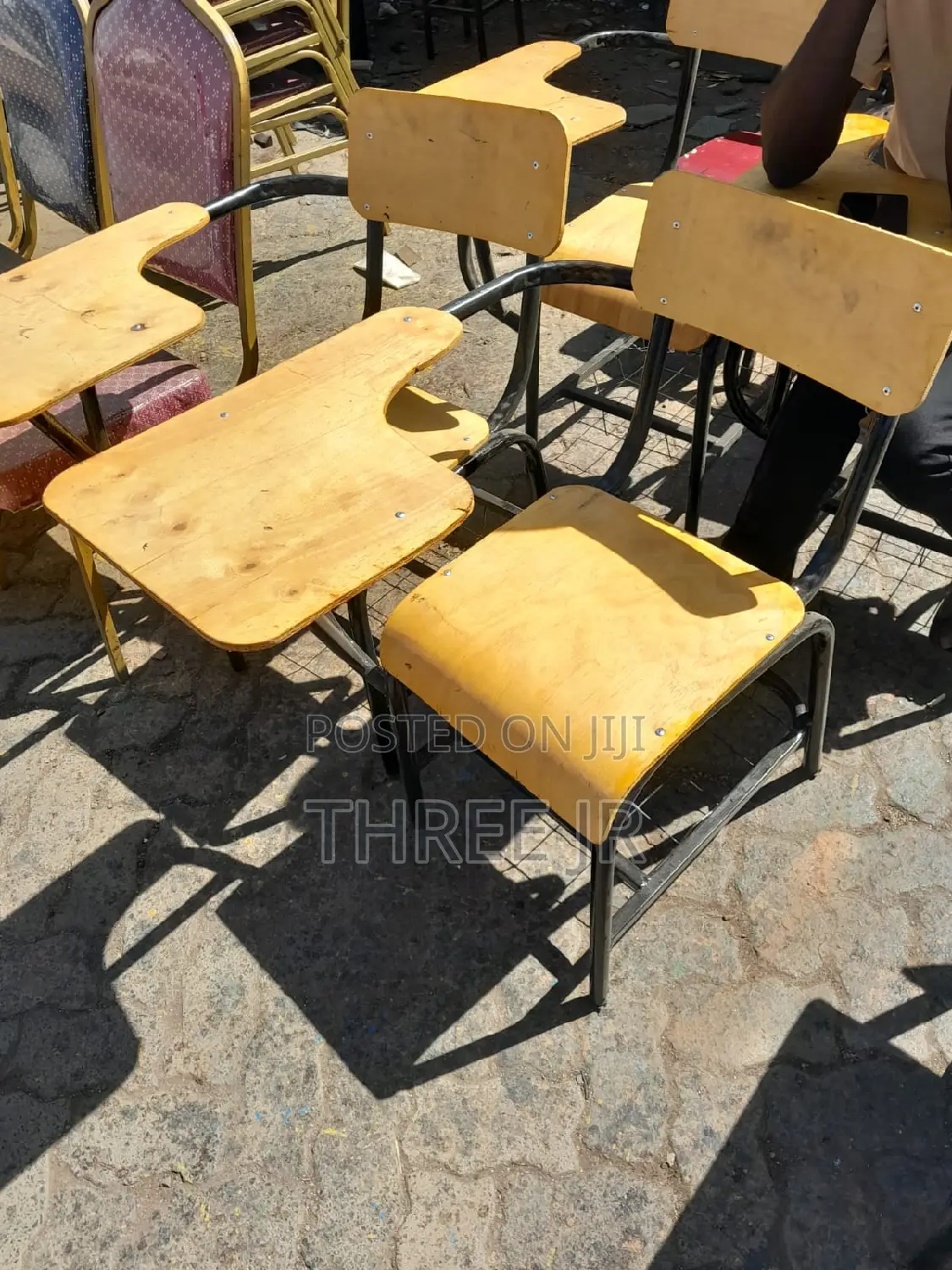 Nice Lecture Seats Available for Sale at Affordable Costs