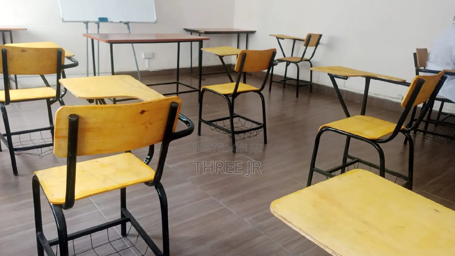Nice Lecture Seats Available for Sale at Affordable Costs