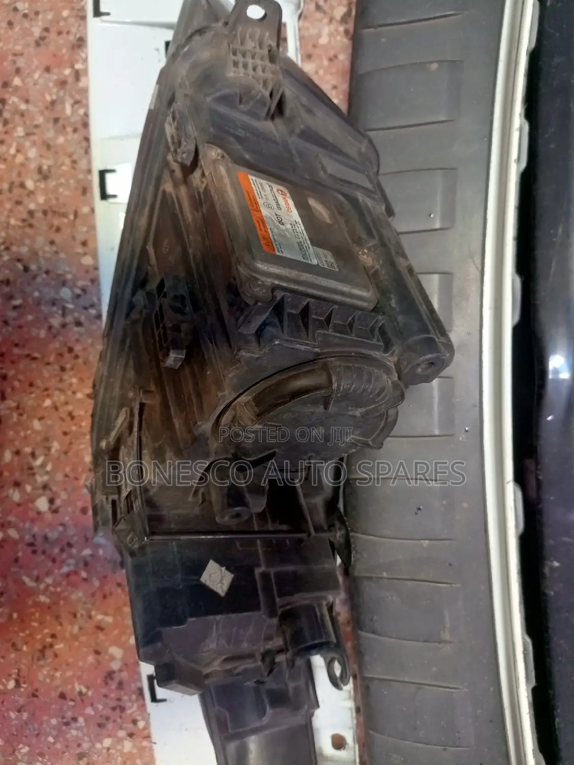 Range Rover Evoque Right Xenon Headlight Assembly 2016 Model