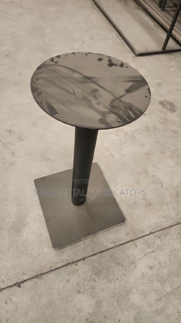 High-Quality Powder-Coated Table Legs. - thumbnail 2