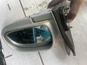 Side Mirrors for 100,110 Etc