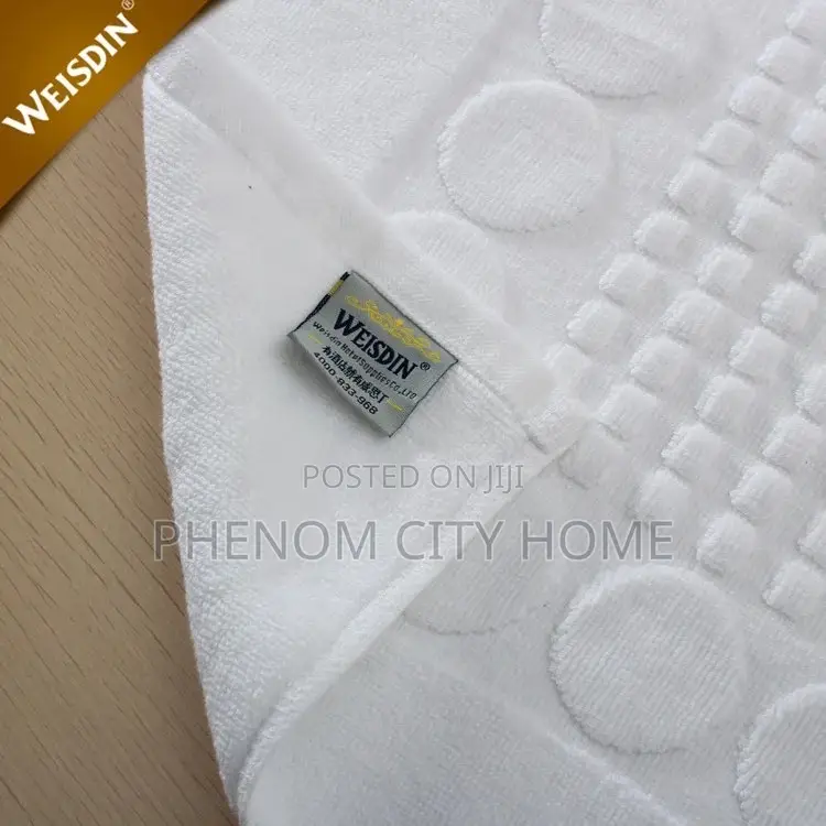 White Towel Floor Mats