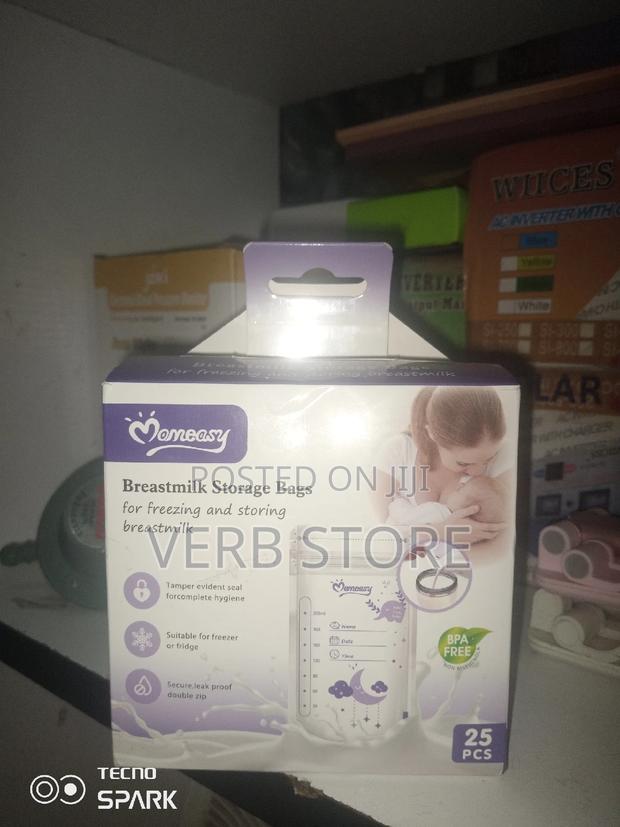 Momeasy Breastmilk Storage Bags - main view