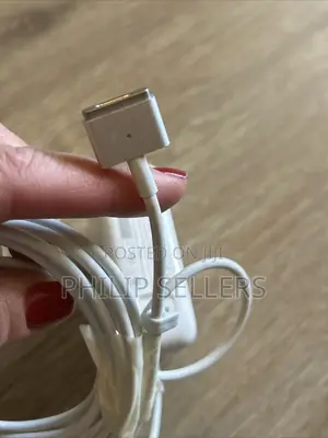 Apple Magsafe 2 60W Power Adapter - White (A1435)