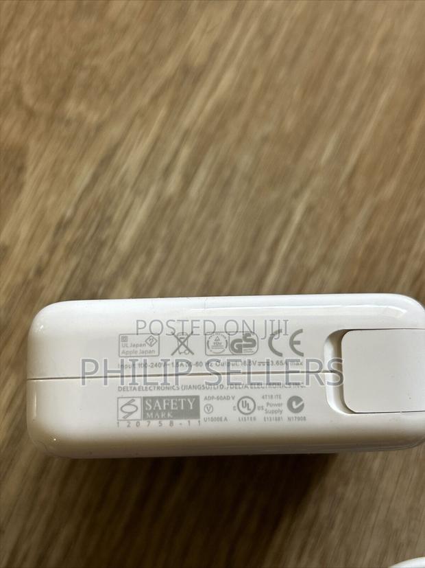 Apple Magsafe 2 60W Power Adapter - White (A1435) - thumbnail 5