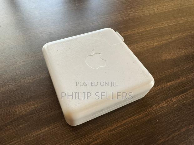 Apple 96W USB-C Power Adapter - MX0J2AM/A - thumbnail 7