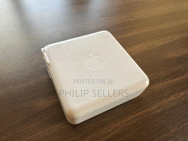 Apple 96W USB-C Power Adapter - MX0J2AM/A - thumbnail 8