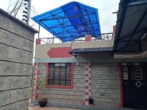 Polycarbonate Roofed Shades
