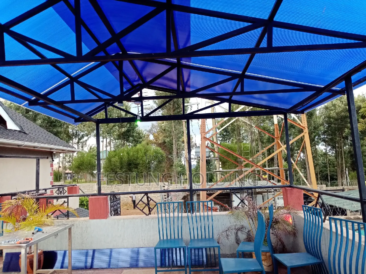 Polycarbonate Roofed Shades