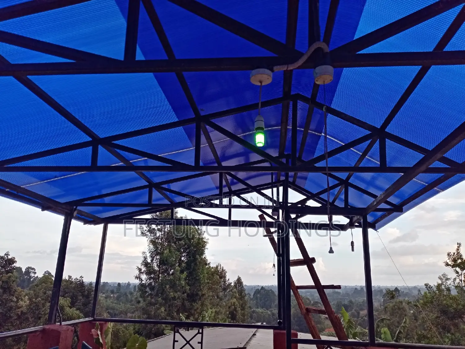 Polycarbonate Roofed Shades