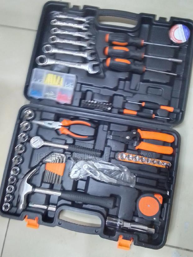 Toolset Box With Affordable Tools