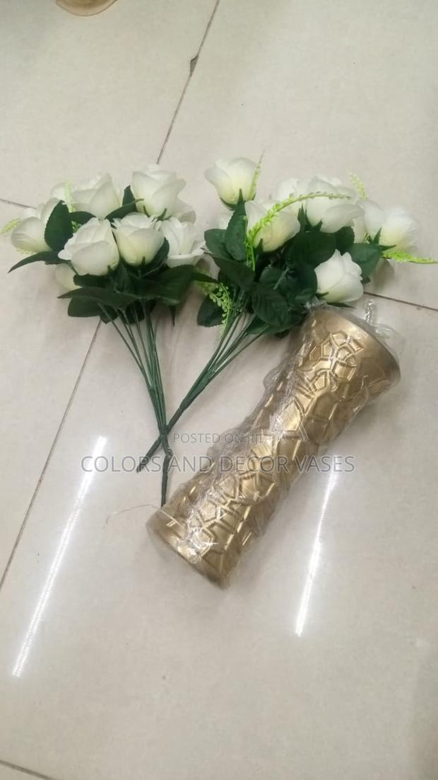 Gold Vase and 2 Bunches of Flowers Offer