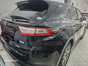 Toyota Harrier 2017 Matt Black