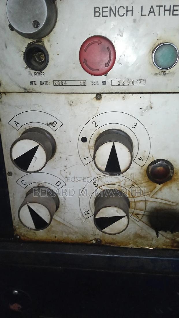 Lathe Machine Used 1 Meter - thumbnail 2