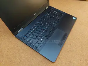 Laptop Dell Precision 5570 8GB Intel Core I5 SSD 256GB