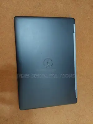 Laptop Dell Precision 5570 8GB Intel Core I5 SSD 256GB