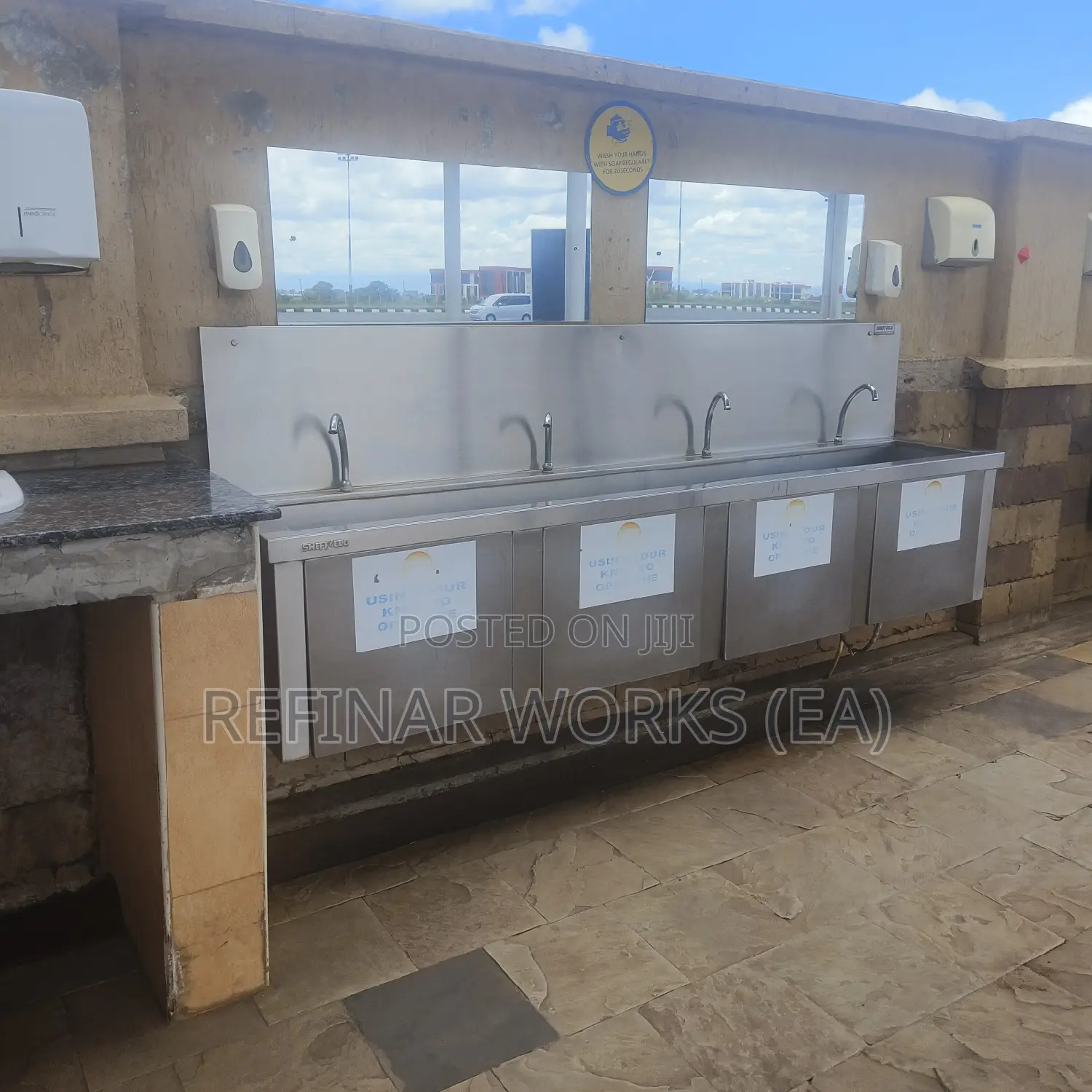 Commercial Hand Washing Sinks Tables - Stainless Steel