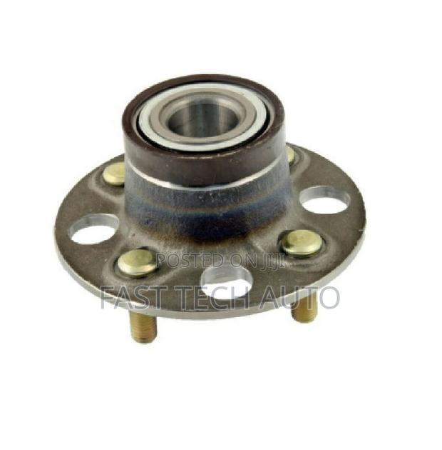 Honda Insight Rear Wheel Hub Available - main view