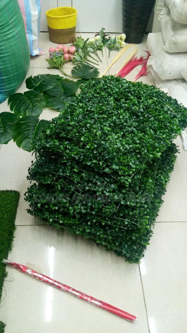Grass Wall Panels 60cm by 40cm - main view
