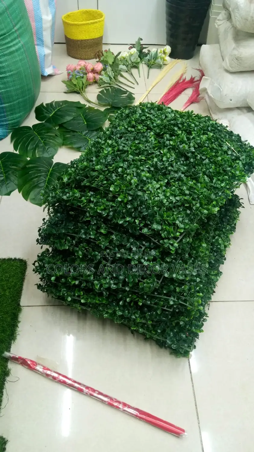 Grass Wall Panels 60cm by 40cm