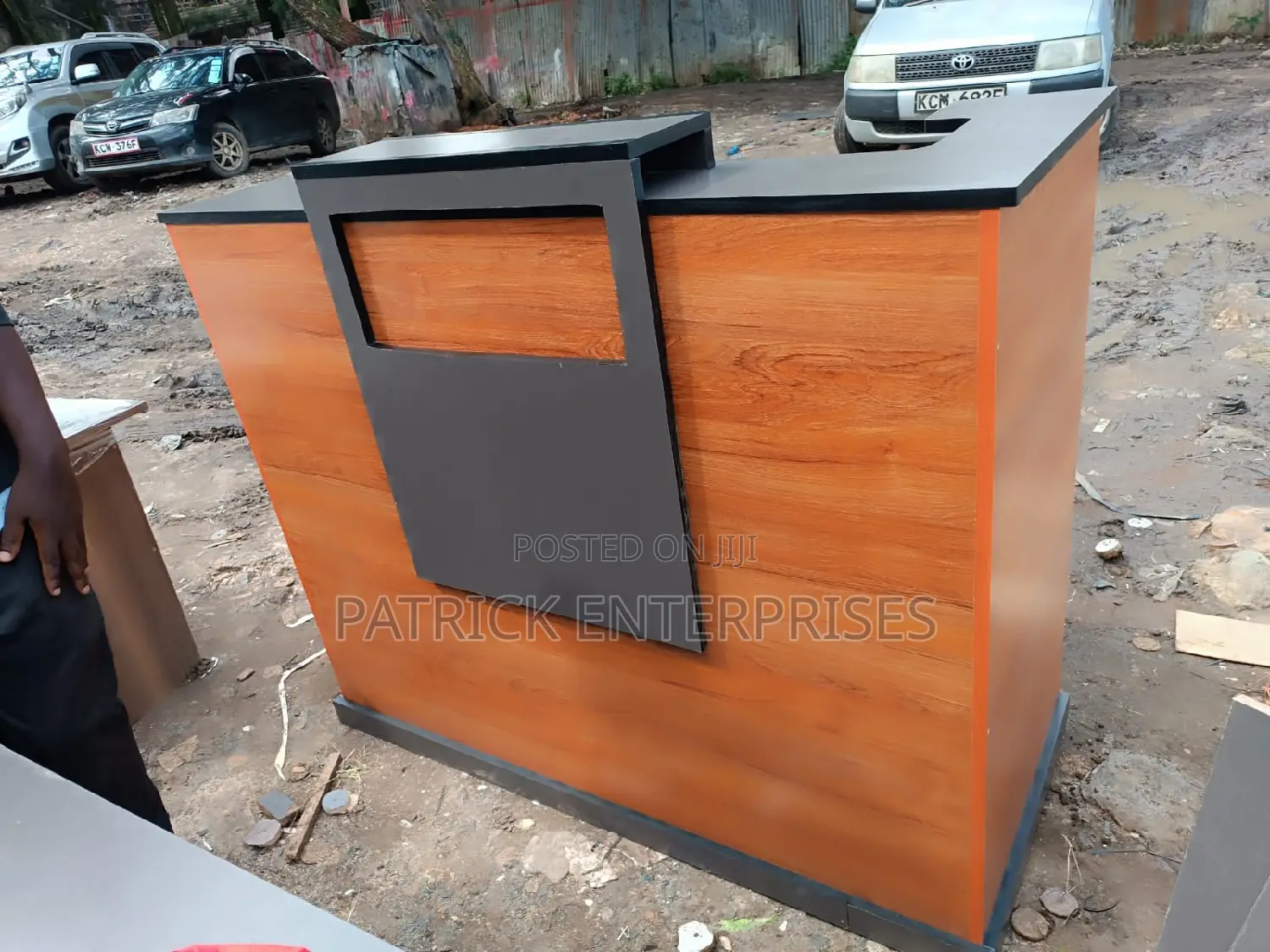Morden Reception Office Desk