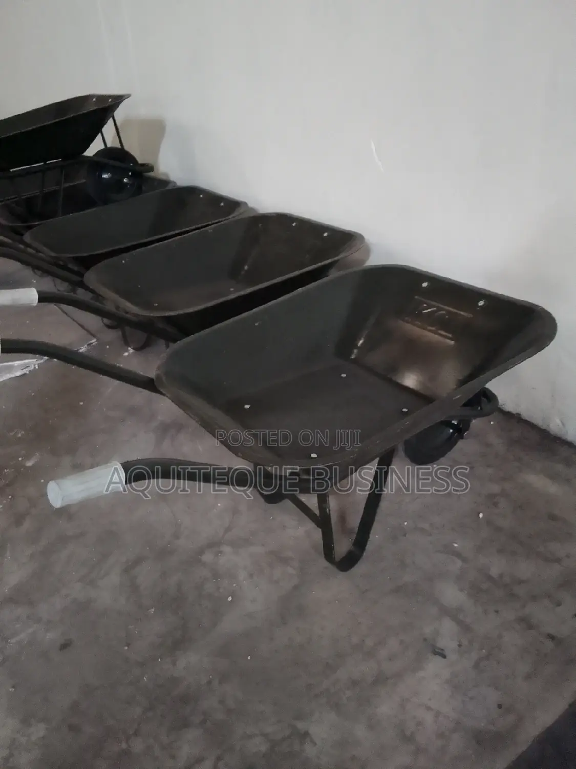 Wheelbarrow Wholesale Prices