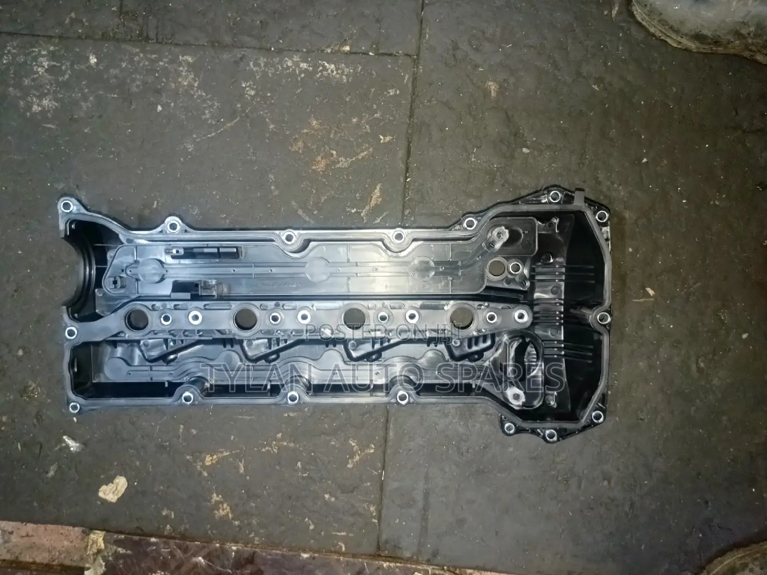 Top Cover 1gd Engine Revo