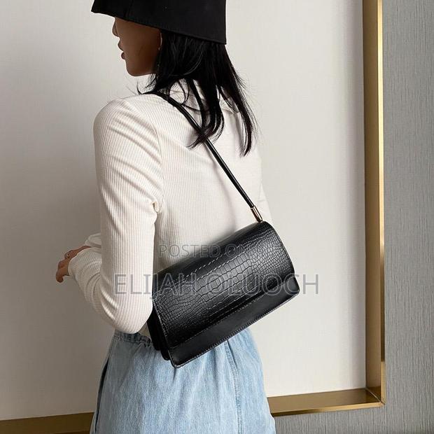 Ladies Classic Bag - thumbnail 4