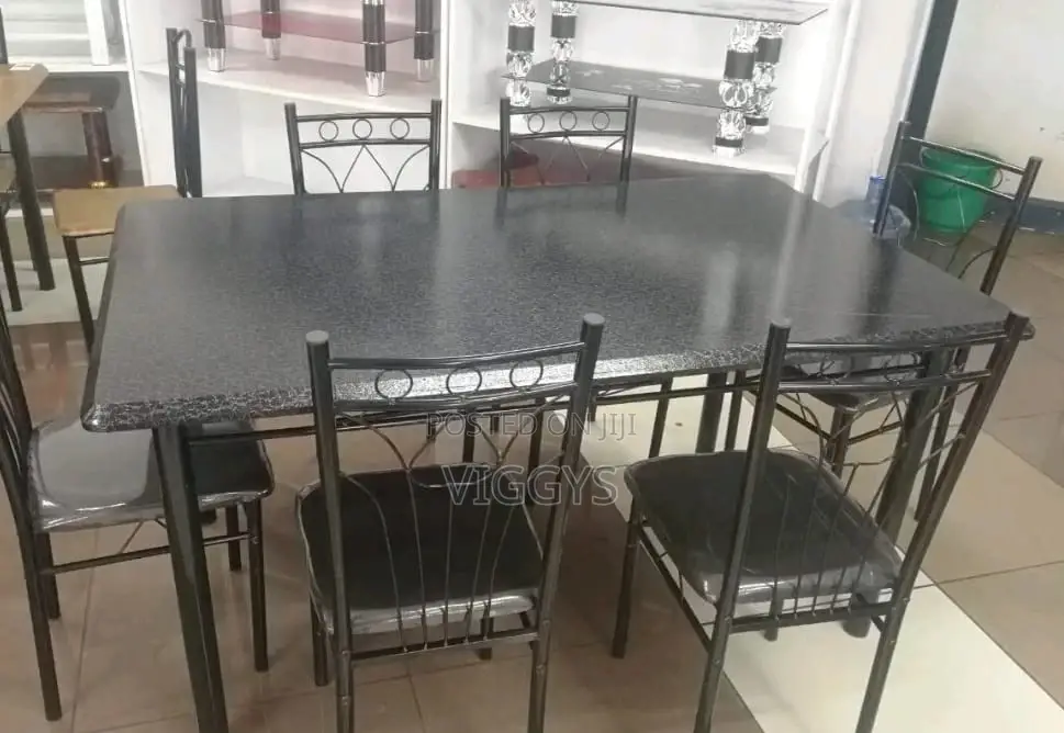 Amazing Good Quality 6 Seater Dinning Table