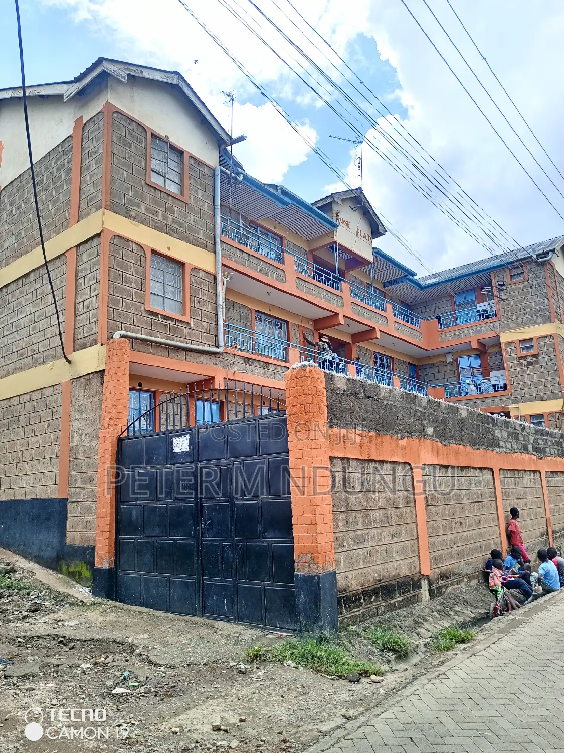 3bdrm Block of Flats in Lucky Summer, Nairobi Central for rent