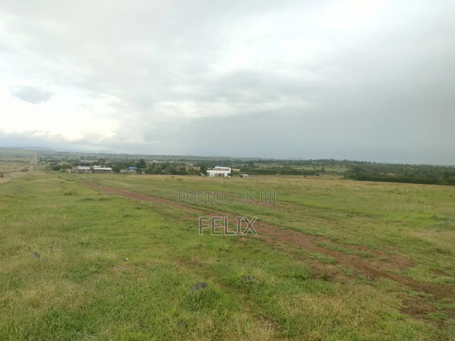 Mweiga /Kanyagia 6 Acres
