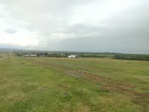 Mweiga /Kanyagia 6 Acres
