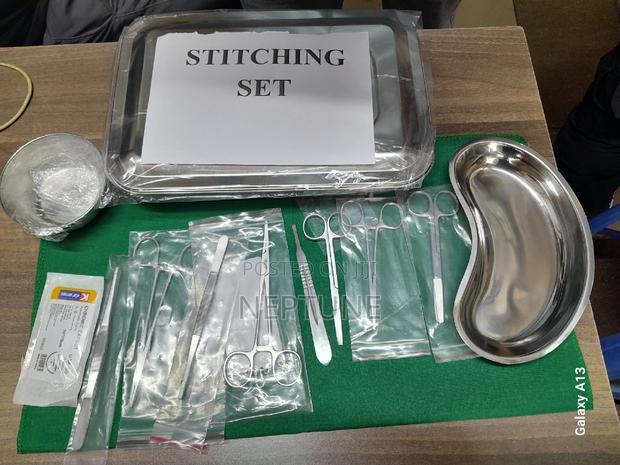 Suturing Set  - main view