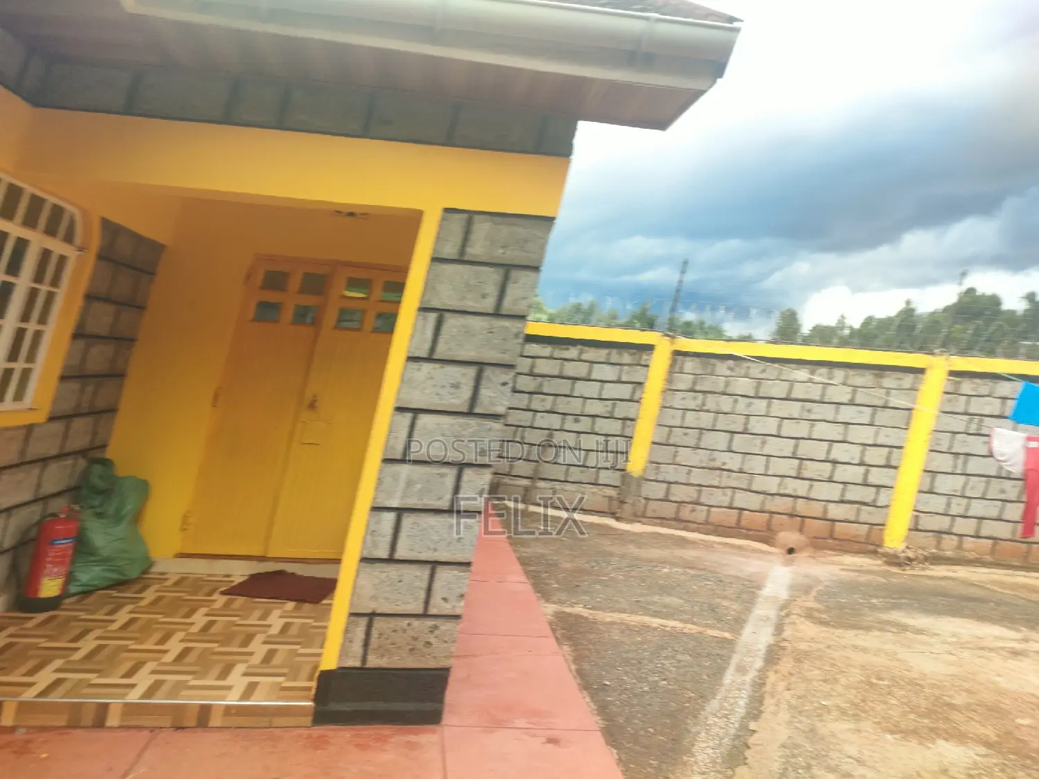Nyeri Mumbi Estate 3 Bedroom House on Sale