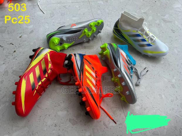 Soccer /Football Boots Size 40-45