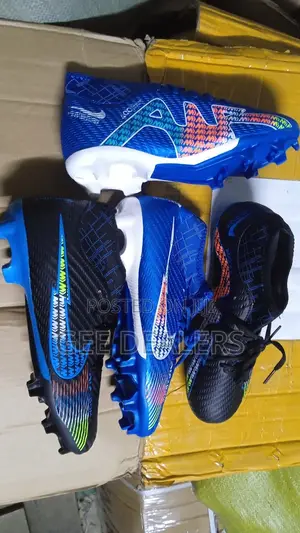 Soccer /Football Boots Size 40-45