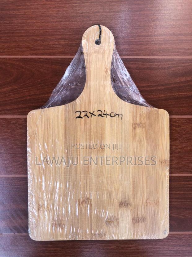 22*24 Cm Wooden Square Chopping Board - main view
