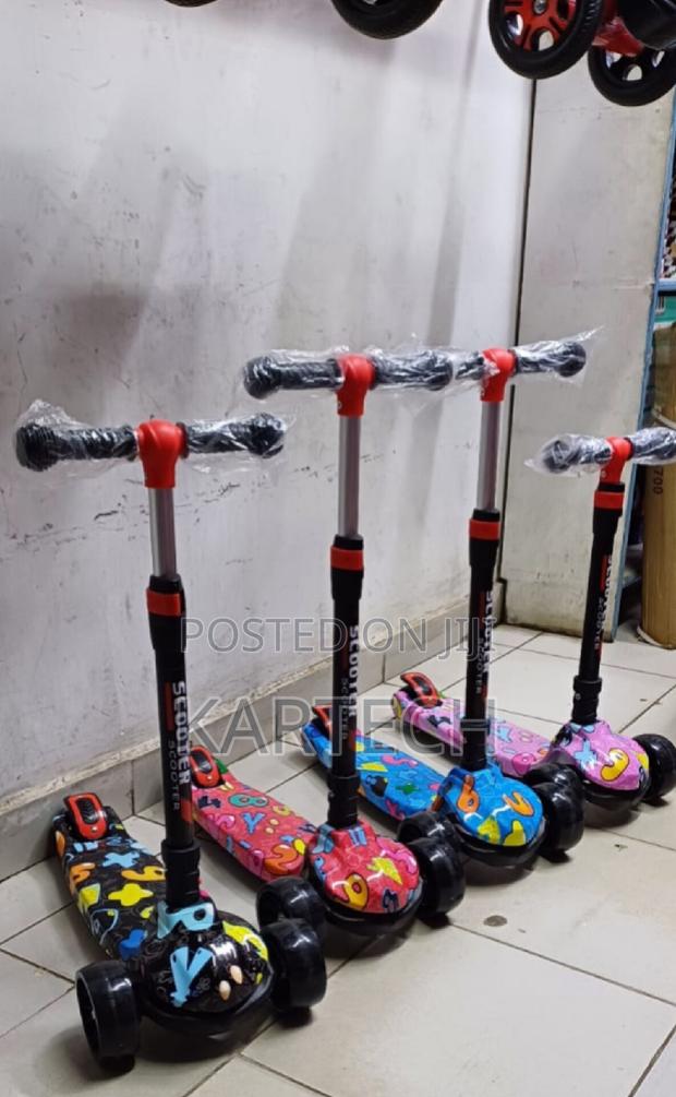 Stylish Scooter With Music - main view