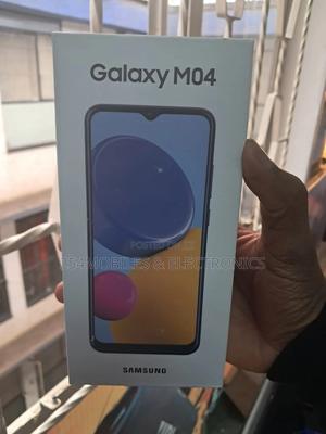 New Samsung Galaxy M04 128 GB Black