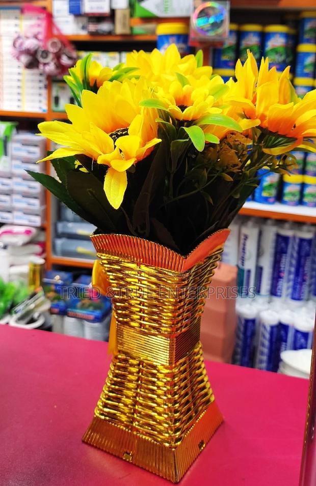 Artificial Flowers With Vessels - thumbnail 2