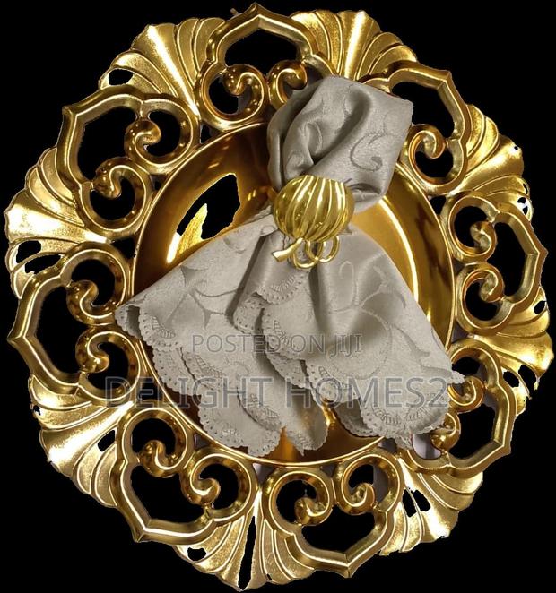 Trendy New Design Thick Charger Plates - thumbnail 2