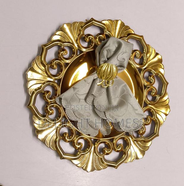 Trendy New Design Thick Charger Plates - thumbnail 3