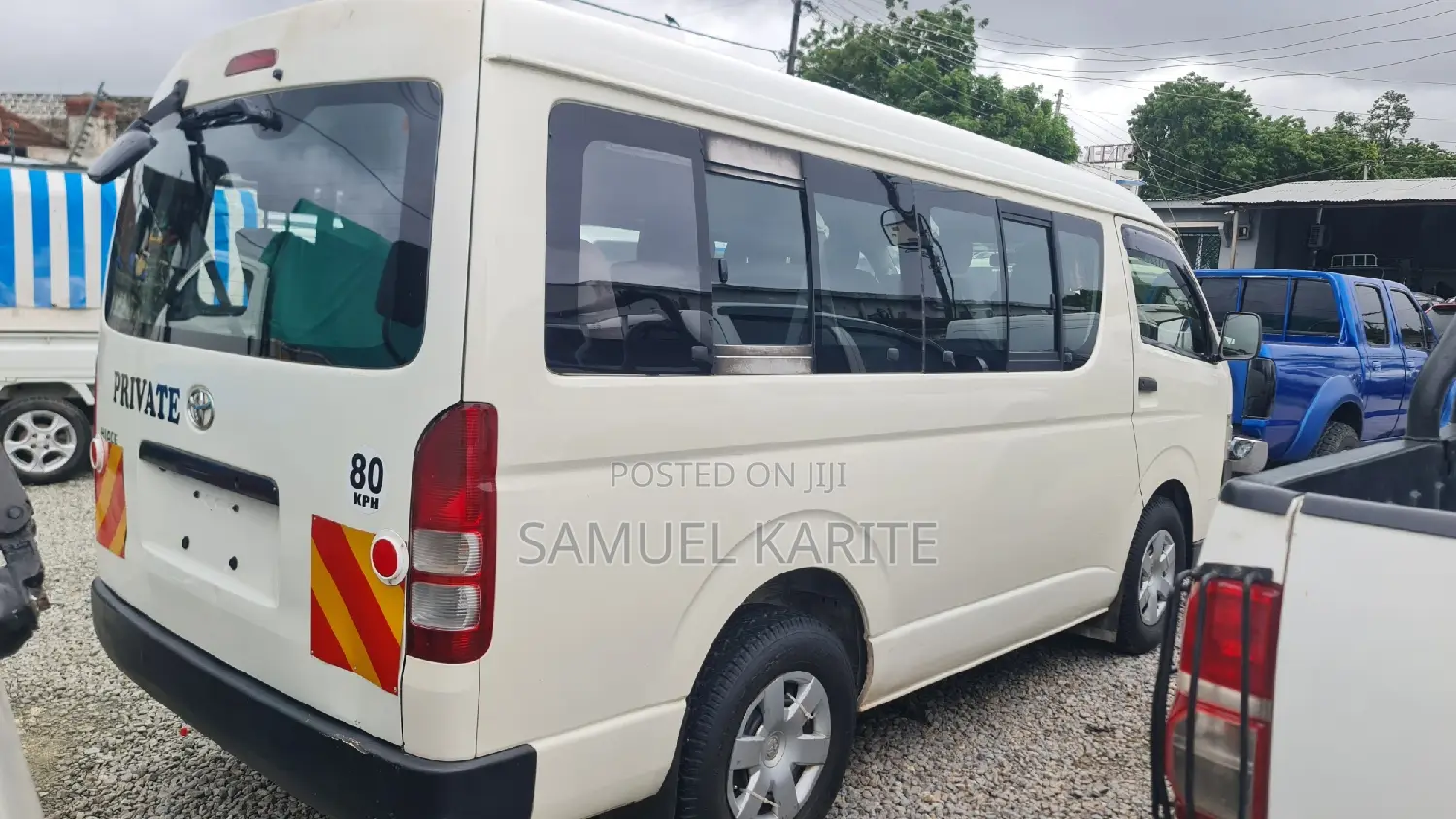 Toyota HiAce 2016 White