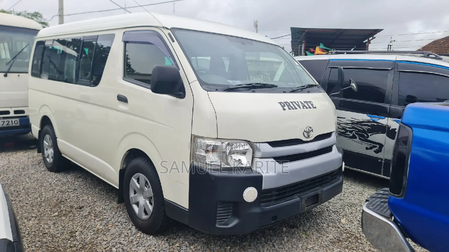 Toyota HiAce 2016 White