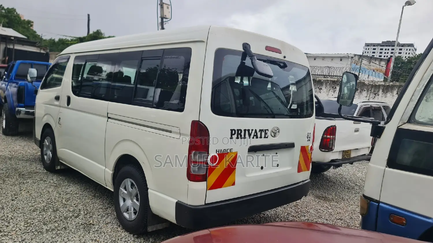 Toyota HiAce 2016 White