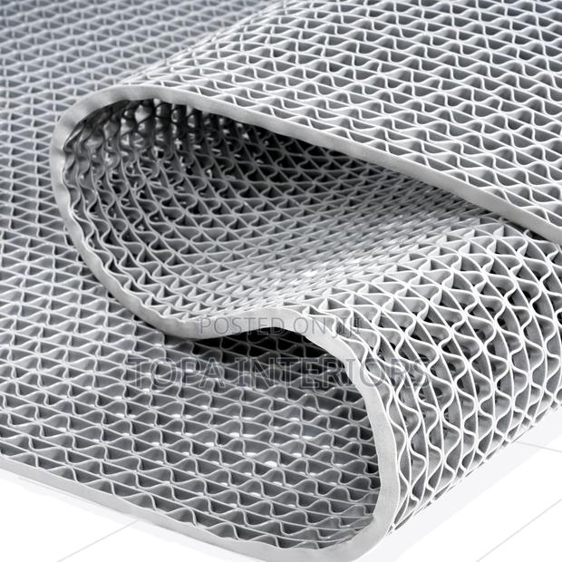 Porous PVC Antislip Mats Perforated PVC Antislip Mats