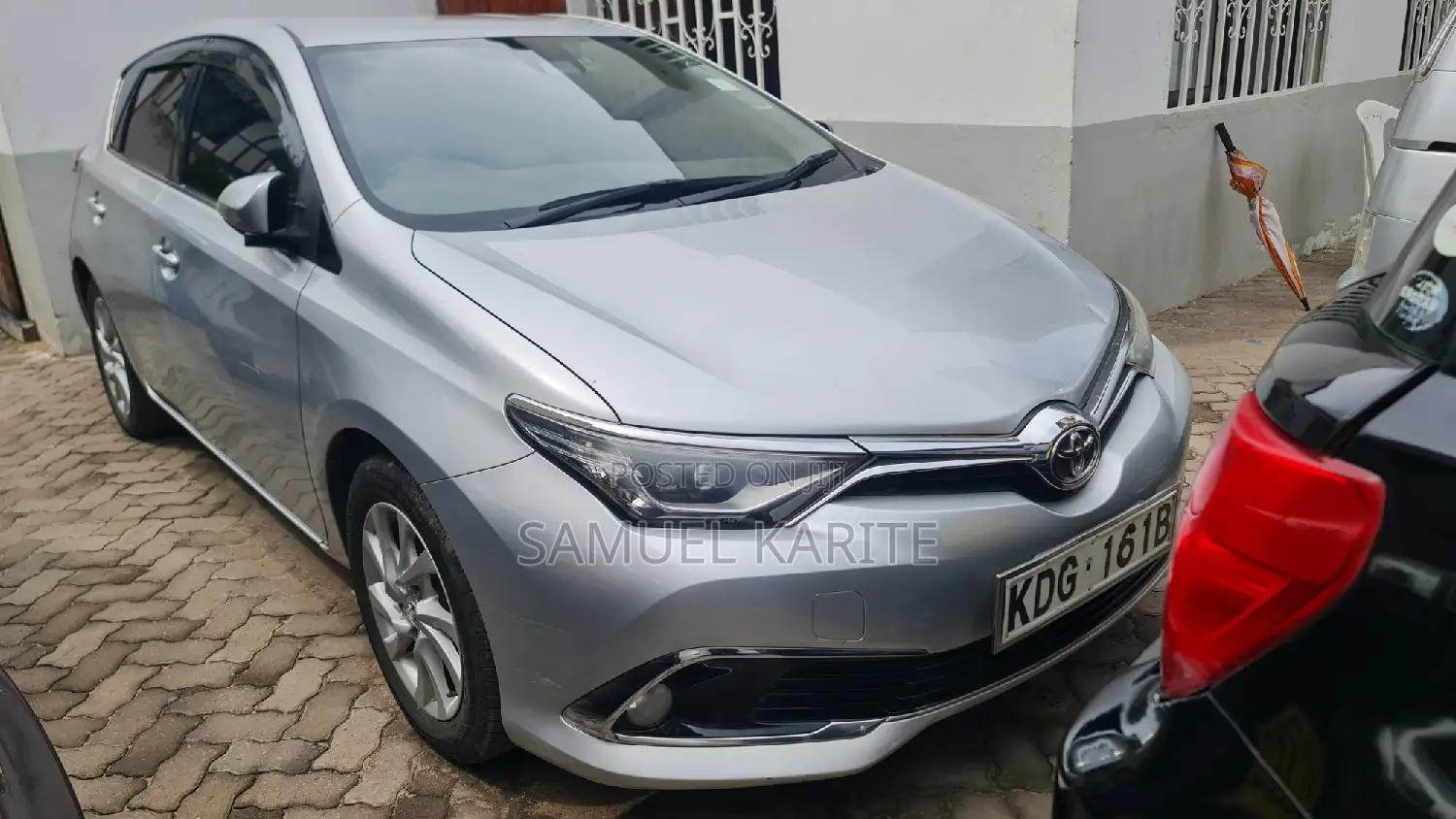 Toyota Auris 2015 Silver