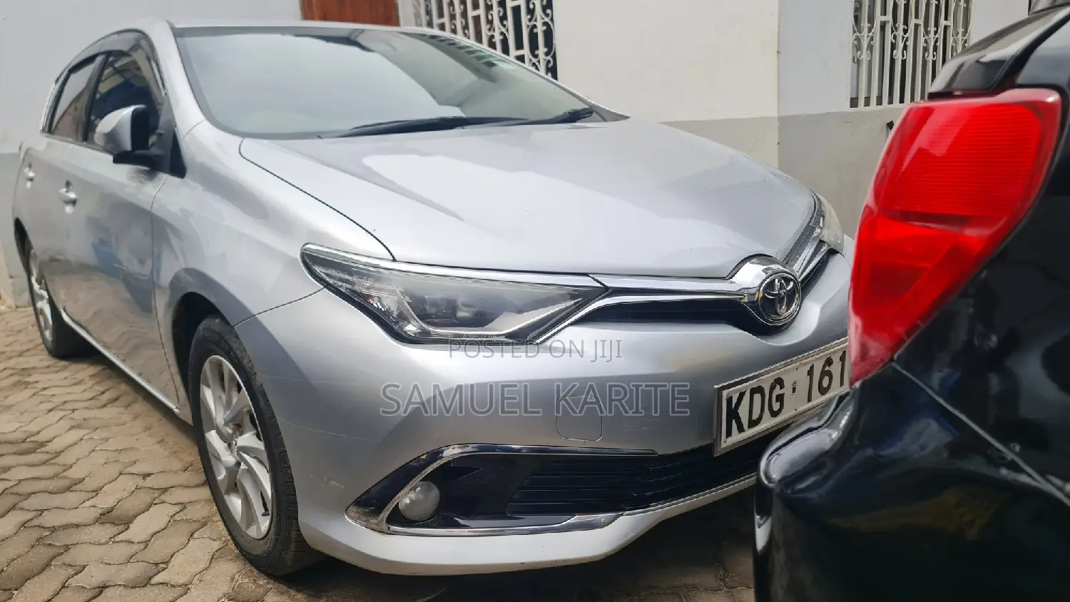 Toyota Auris 2015 Silver