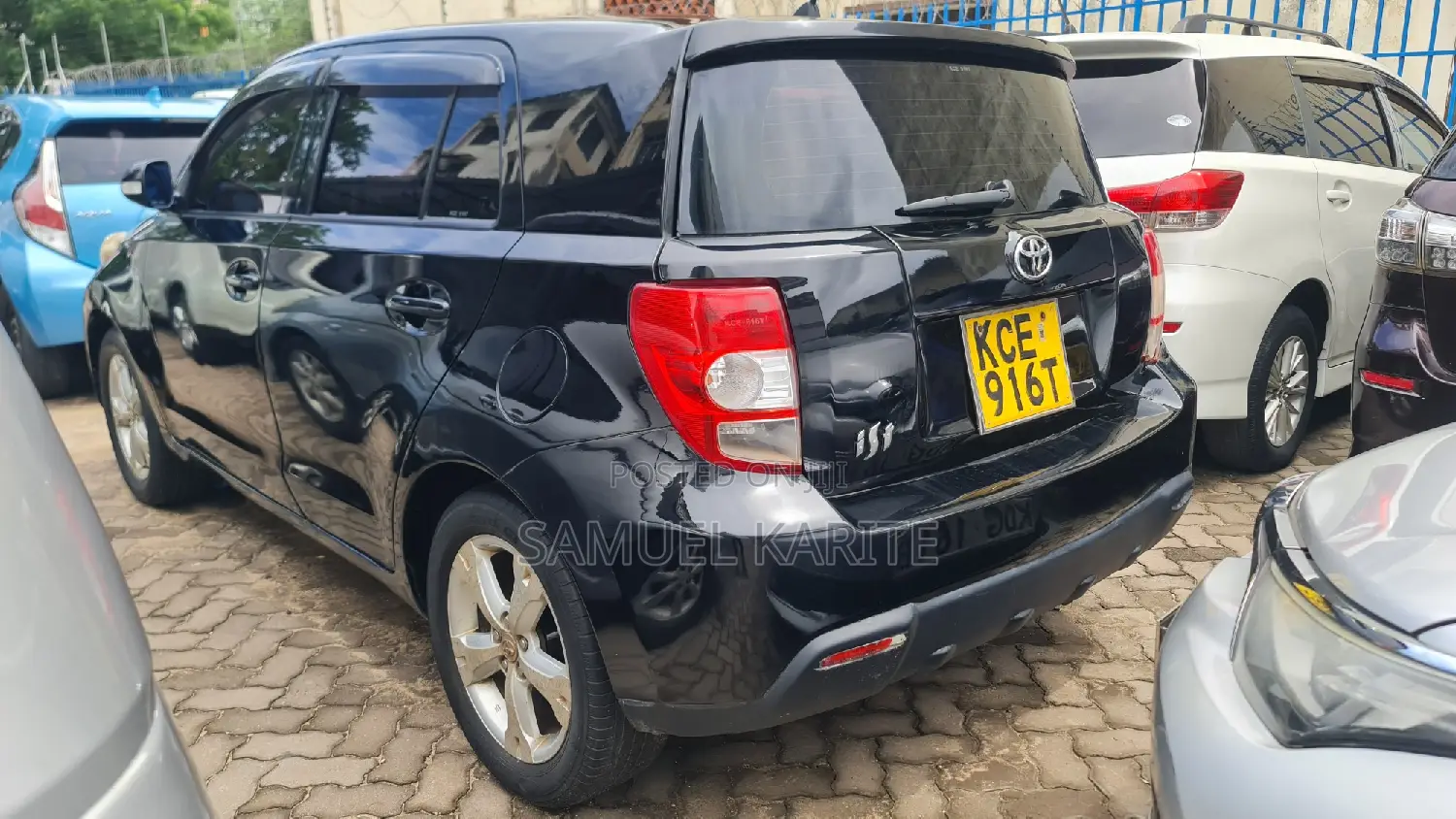 Toyota IST 2010 Black